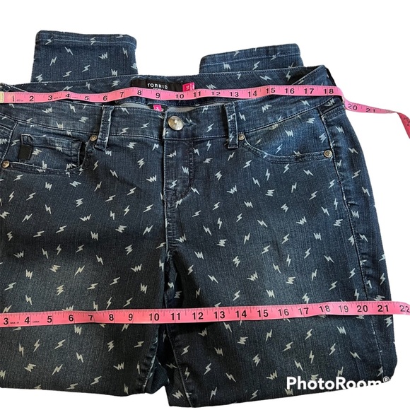 Torrid women blue white jean ankle length lightening pattern zip button top 14 - Picture 11 of 15